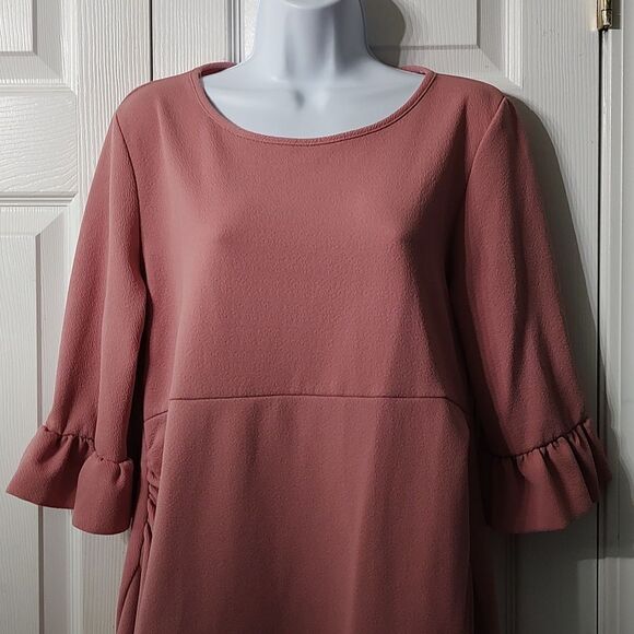 Maternity Boohoo Mauve Desert Rose  Curve Hem Ruffle Shift Dress Sz 10 NWOT - Picture 3 of 8